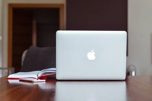 apple-macbook