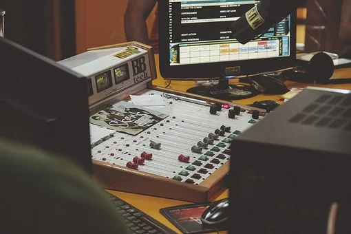 soundboard-and-computer